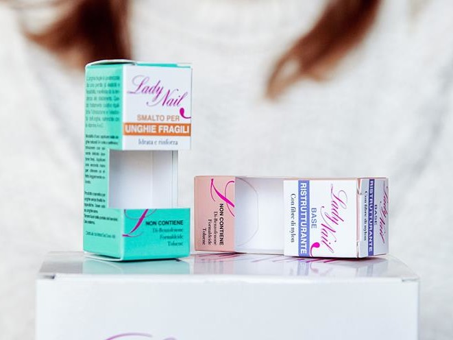 packaging prodotti per unghie lady nail